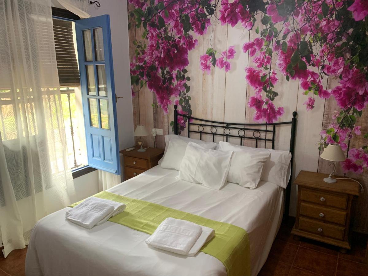 Villa En Frigiliana Con Piscina Y Jacuzzi ภายนอก รูปภาพ
